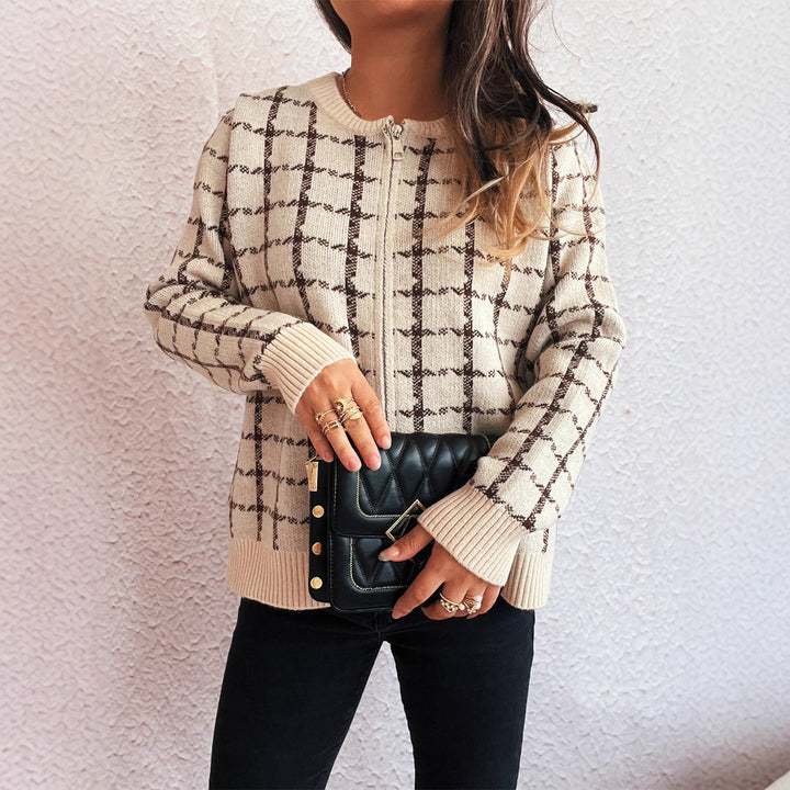 Damen Strickjacke mit modernem Karomuster und praktischen Taschen Drune