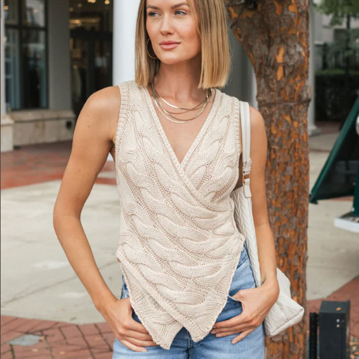Damen Strickoberteil mit modernem Zopfmuster und asymmetrischem Saum Drune