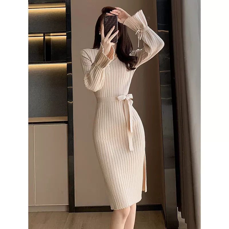 Damen Strickkleid mit schickem Gürtel und Rüschendetails Drune