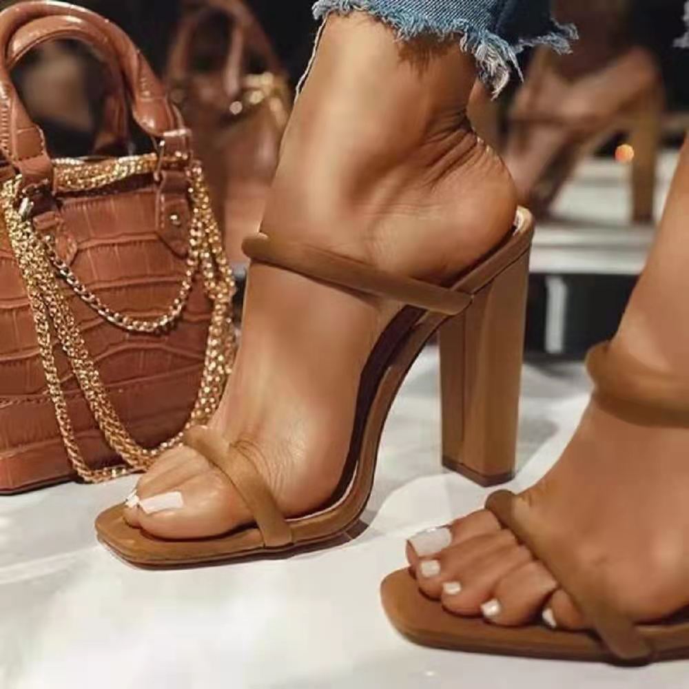 Damen nan elegante Schlüpf-Sandalette mit eckiger Zehenpartie schlanken Riemen und stabilem Blockabsatz Drune