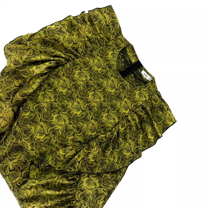 Damen Kleid mit voluminösen Rüschen und floralem Muster Drune