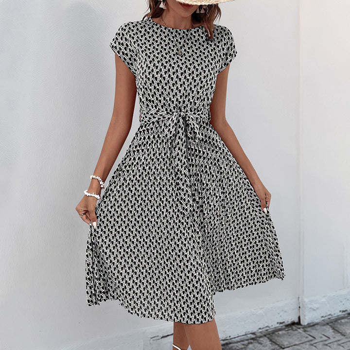 Damen Midikleid mit raffiniertem Taillengürtel und verspieltem Muster Drune