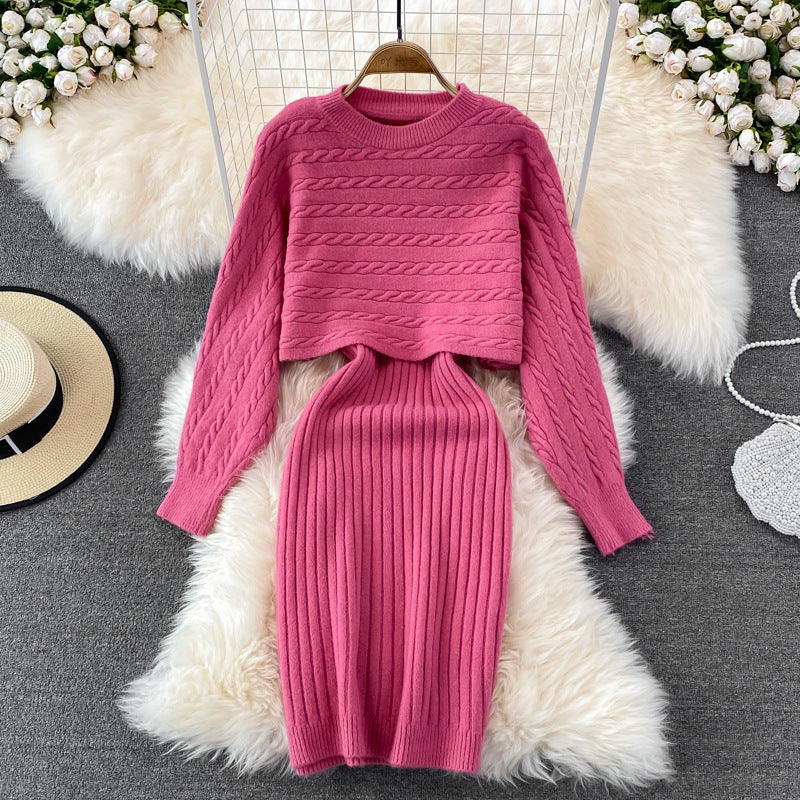 Damen modisches Zopf-Strickkleid mit cropped Pulloverteil Drune