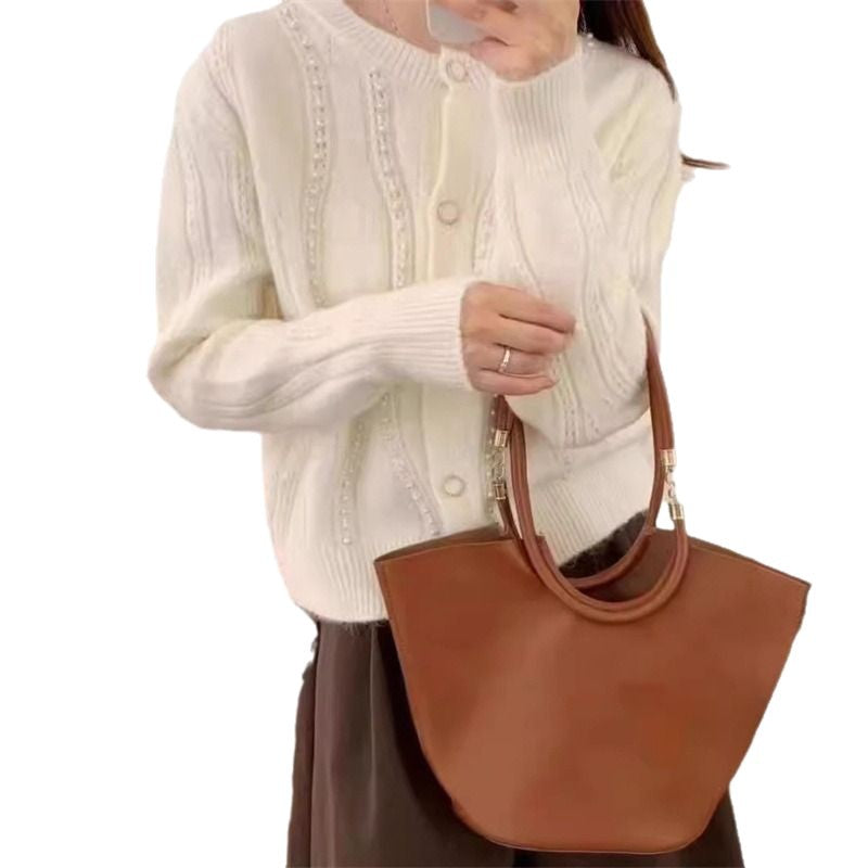 Damen Strickjacke mit edlen Perlendetails und klassischem Schnitt Drune