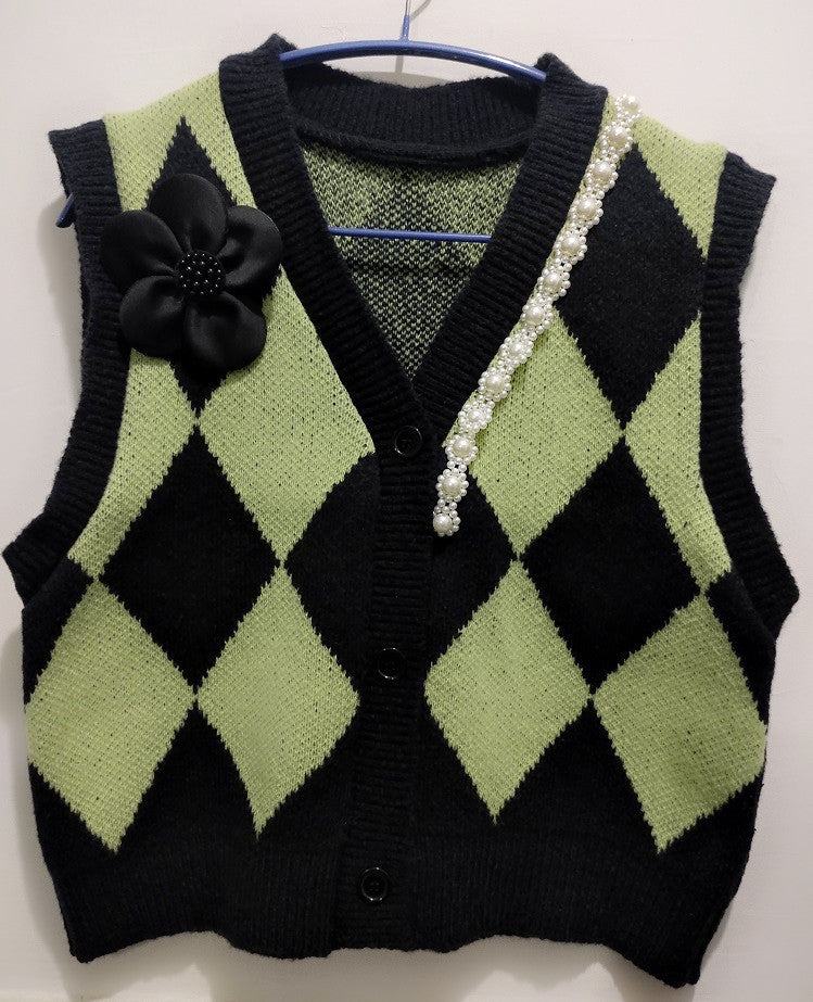 Damen Strickweste mit modernem Rautenmuster und eleganter Knopfdetail Drune