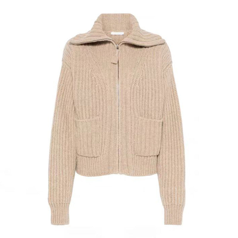 Damen modischer Grobstrickpullover mit hohem Kragen und praktischen Taschen Drune