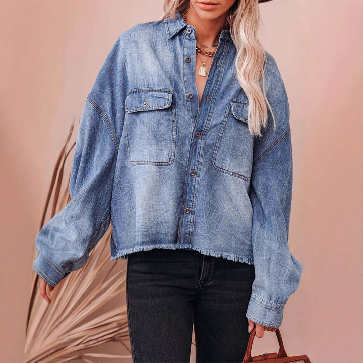 Damen Lässige Denim-Hemdjacke mit fransigen Bündchen und praktischen Taschen Drune