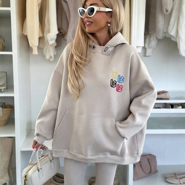 Damen Oversized Hoodie mit buntem Logo und bequemen Leggings Drune