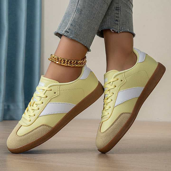 Damen nan retro-inspirierte Sneaker mit niedrigem Schnitt, Gumsohle und Velours-Zehenkappe Drune