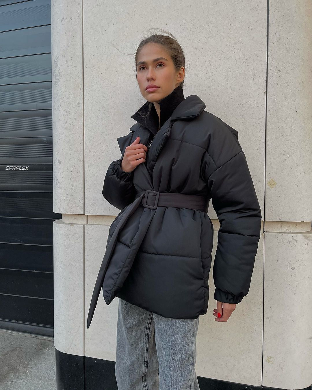 Damen modischer Kurzparka mit tailliertem Gürtel Drune