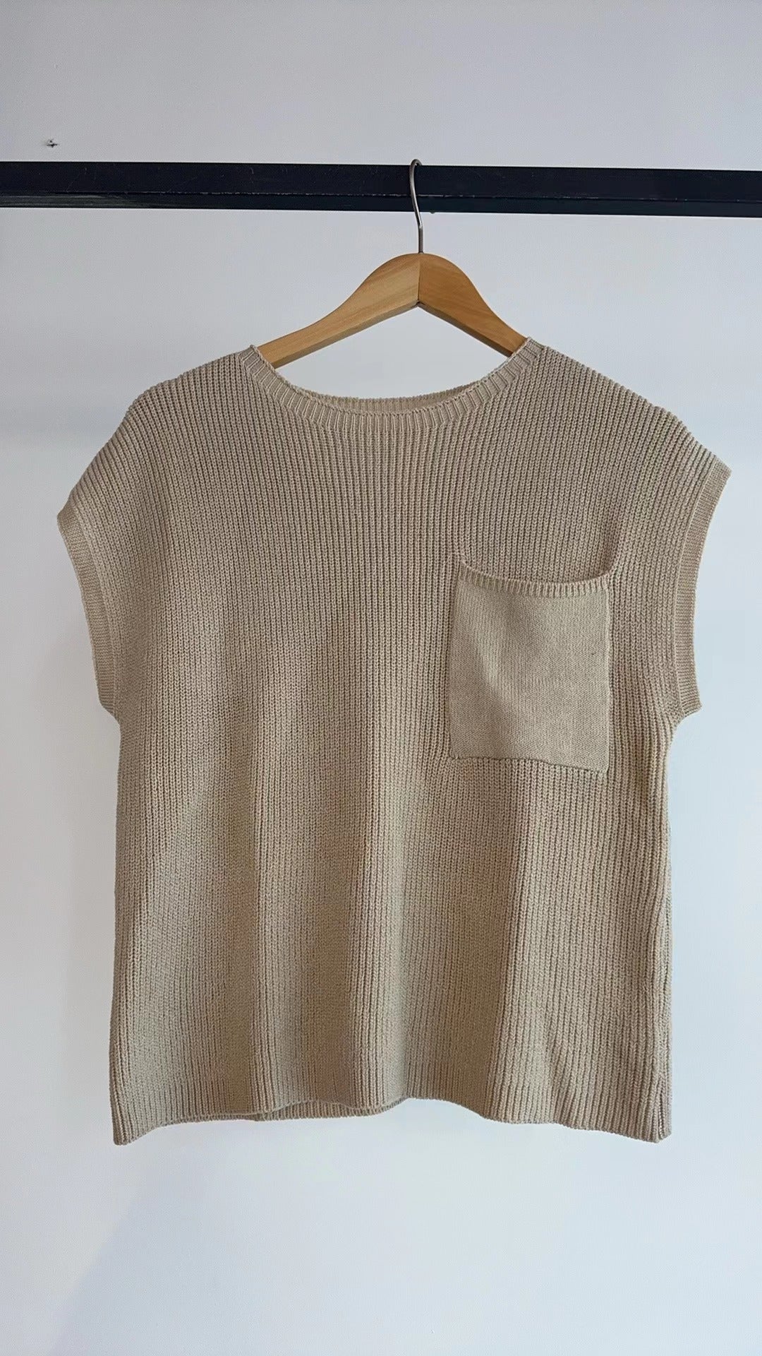 Damen lässiges Strickoberteil mit Brusttasche und luftiger Passform Drune