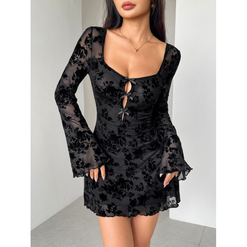 Damen Mini-Kleid mit transparenten Spitzenärmeln und floralem Design Drune