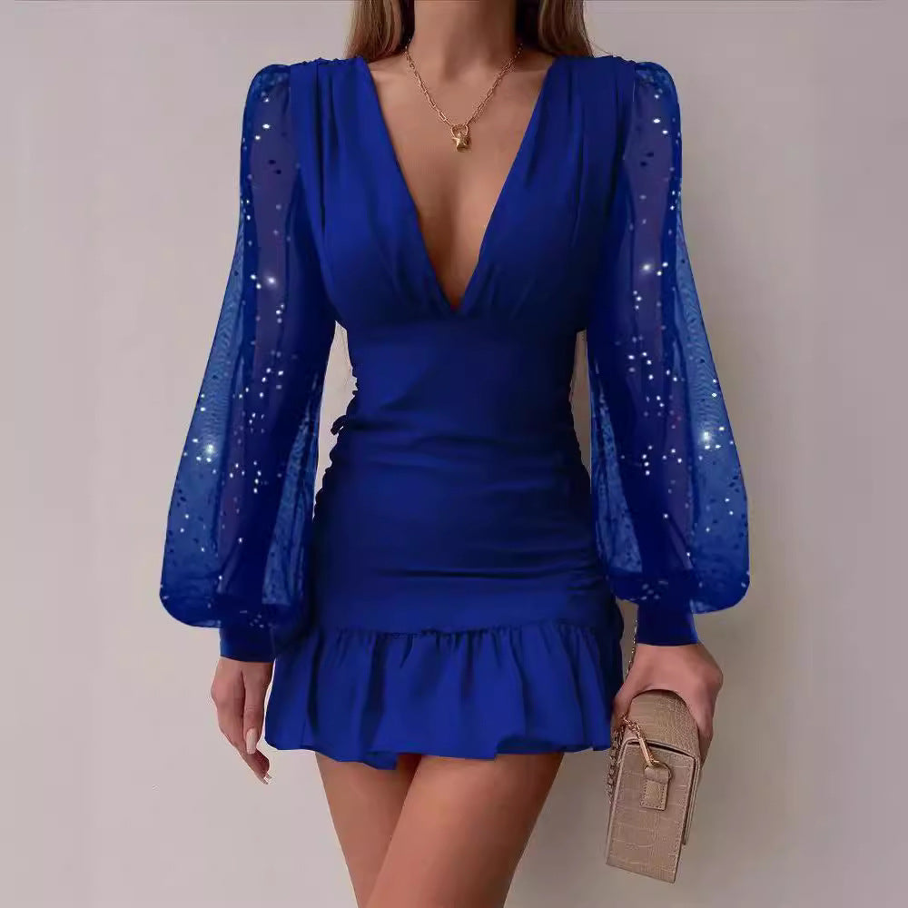 Damen Mini-Rüschendress mit V-Ausschnitt und eleganten Puffärmeln Drune