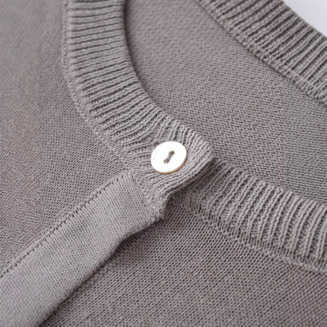 Damen Elegante Strickjacke mit feiner Knopfleiste und Rundhalsausschnitt Drune