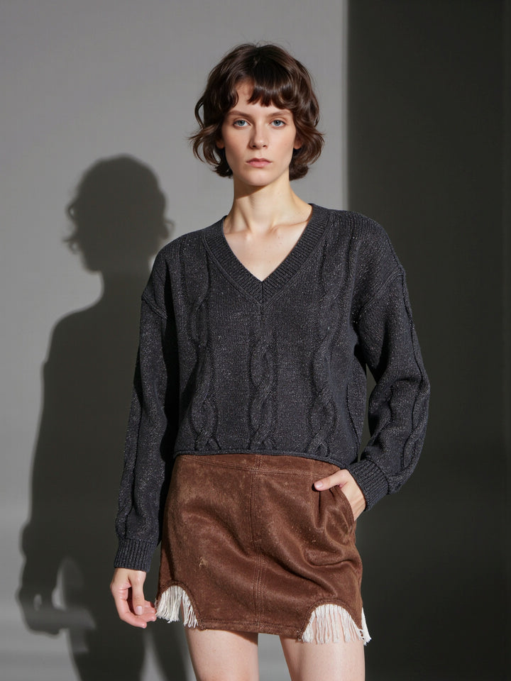 Damen Grobstrickpullover mit V-Ausschnitt und modernen Details Drune