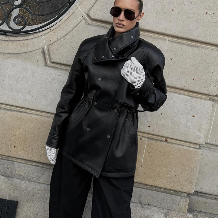 Damen Modische Kunstlederjacke mit hohen Kragen und praktischen Taschen Drune