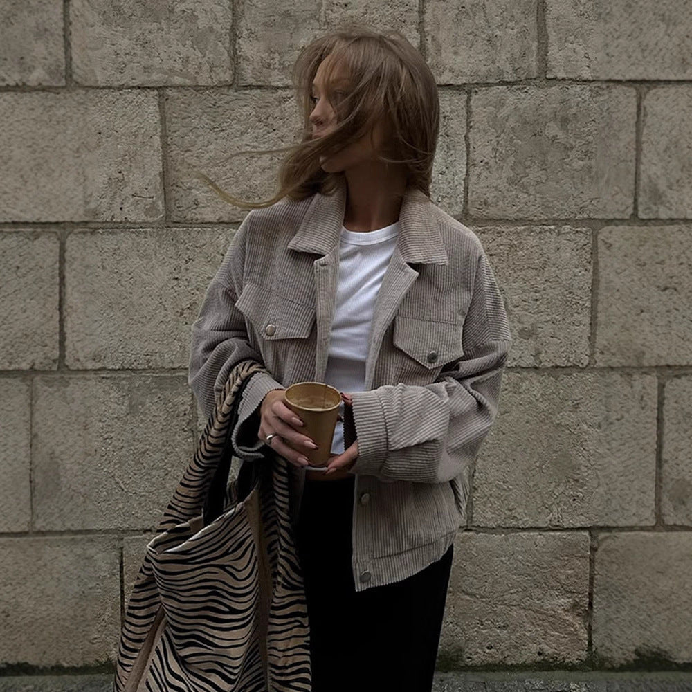 Damen Oversized Cordjacke mit praktischen Taschen und dezentem Streifenmuster Drune