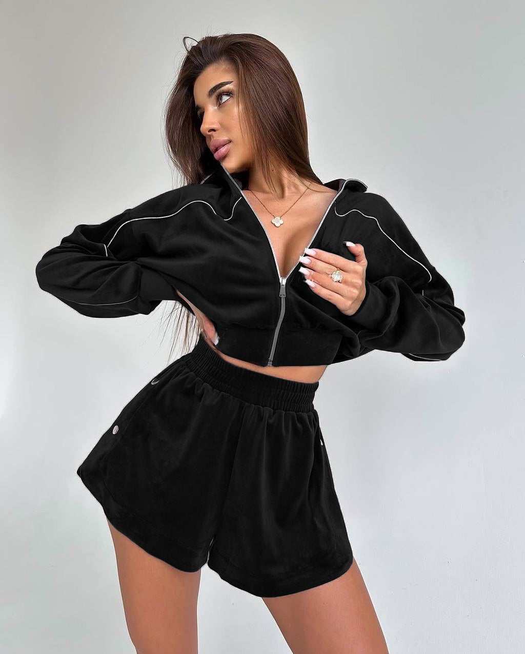 Damen Cropped Velours-Set mit Reißverschluss und elastischem Bund Drune
