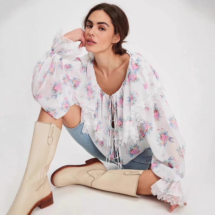 Damen Bluse mit romantischen Rüschen und floralem Muster Drune