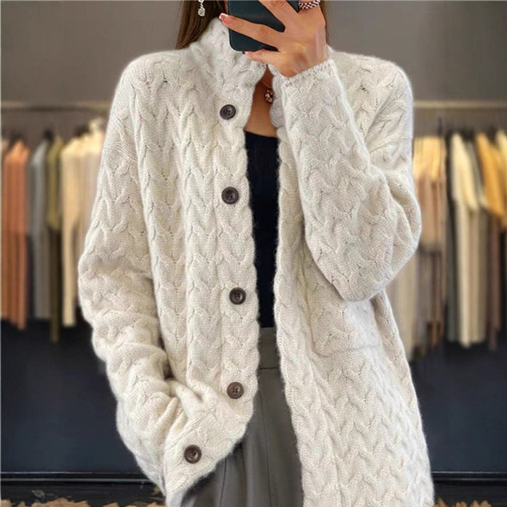 Damen Strickjacke mit modischem Zopfmuster Drune