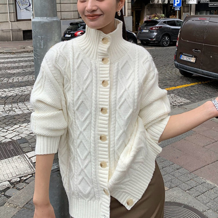 Damen Strickjacke mit hochgeschlossenem Kragen und strukturierter Oberfläche Drune