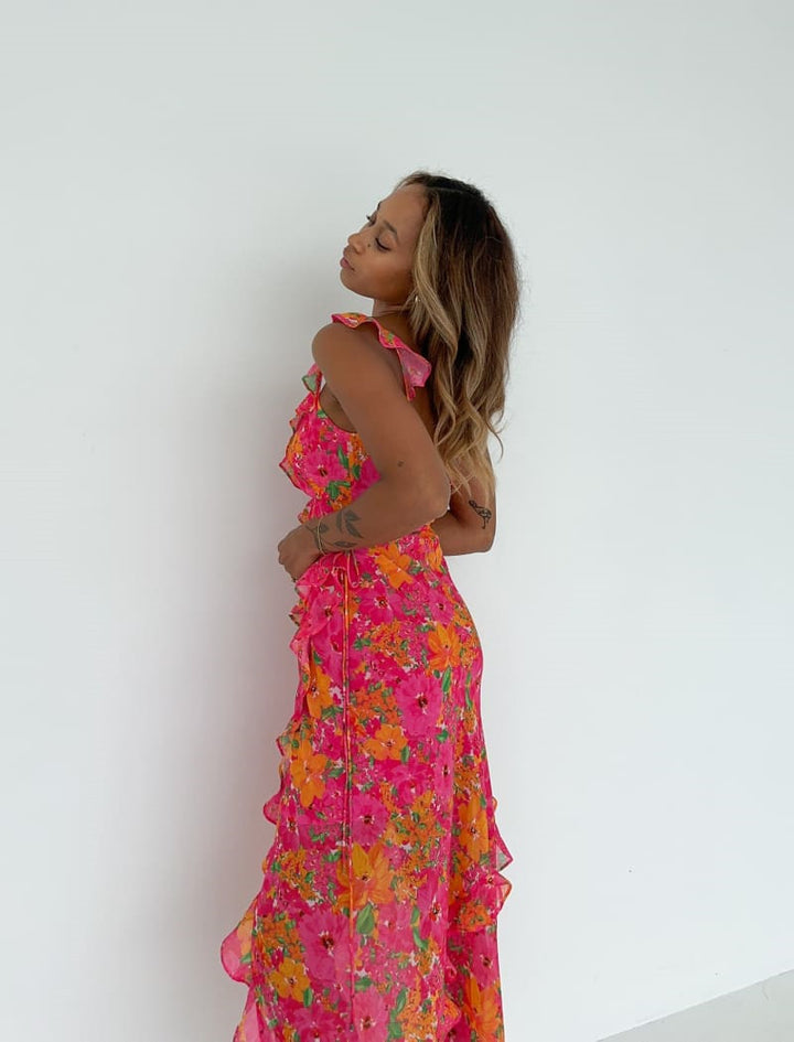 Damen Maxikleid mit asymmetrischem Saum und voluminösen Rüschen Drune