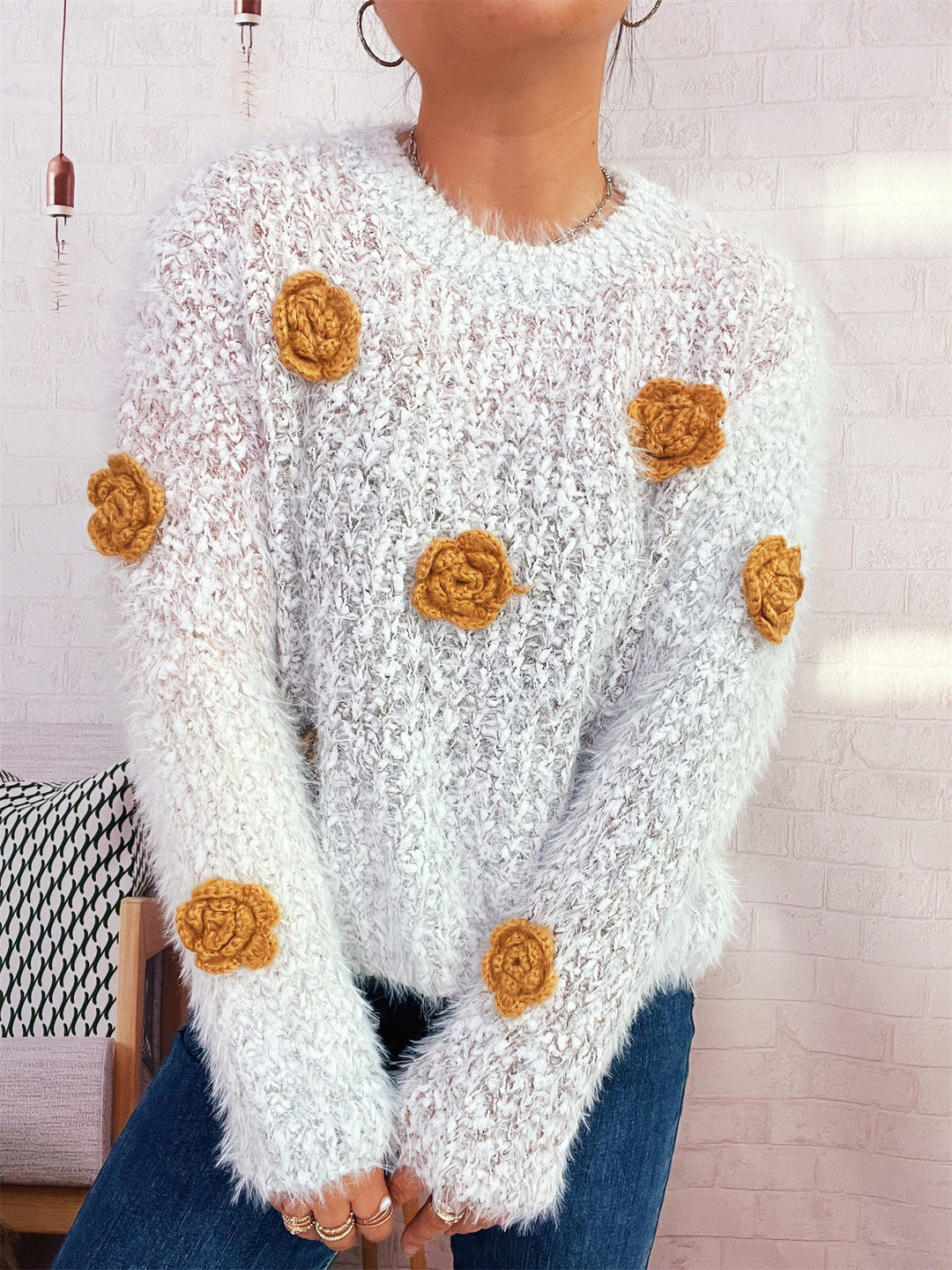 Damen kuscheliger Strickpullover mit floralem Detail Drune