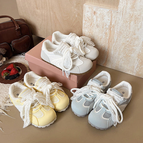 Damen Sneaker mit romantischem Spitzen-Schnürsystem Drune