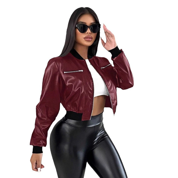 Damen cropped Kunstlederjacke mit glänzendem Finish und dekorativen Reißverschlüssen Drune