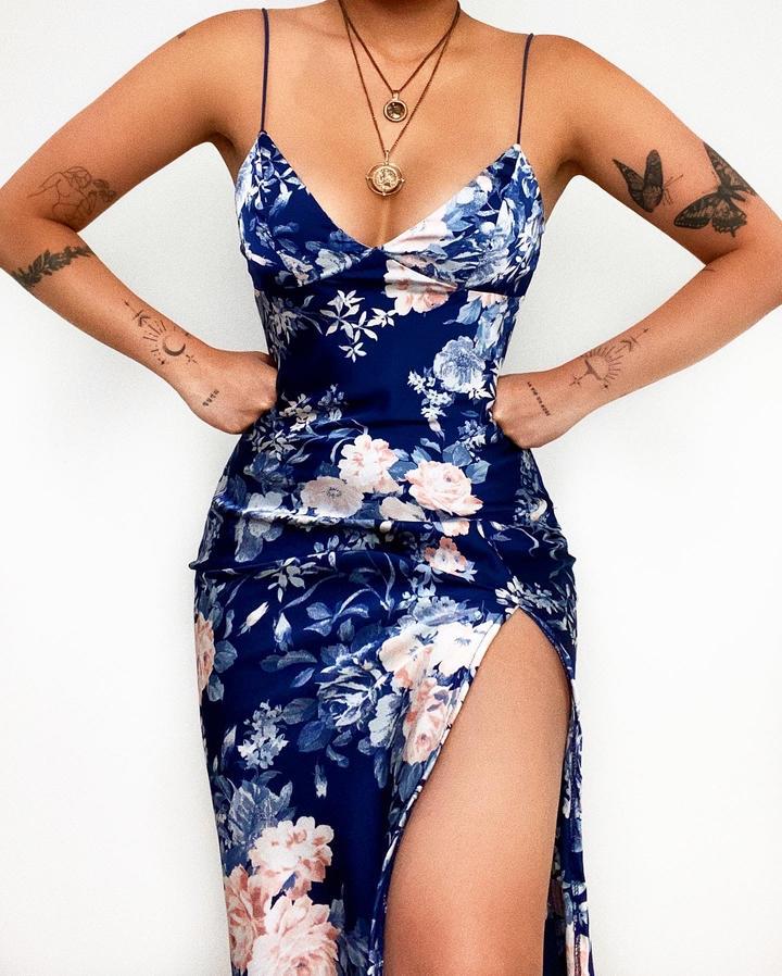 Damen Maxikleid mit tiefem V-Ausschnitt und elegantem Schlitz Drune