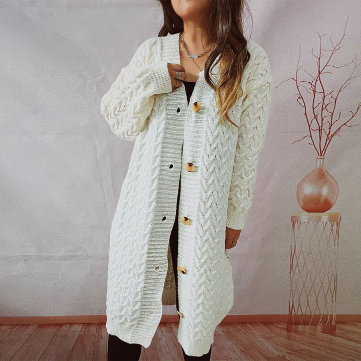 Damen Strickjacke mit strukturierter Zopfstrickoptik und dekorativen Knopfdetails Drune