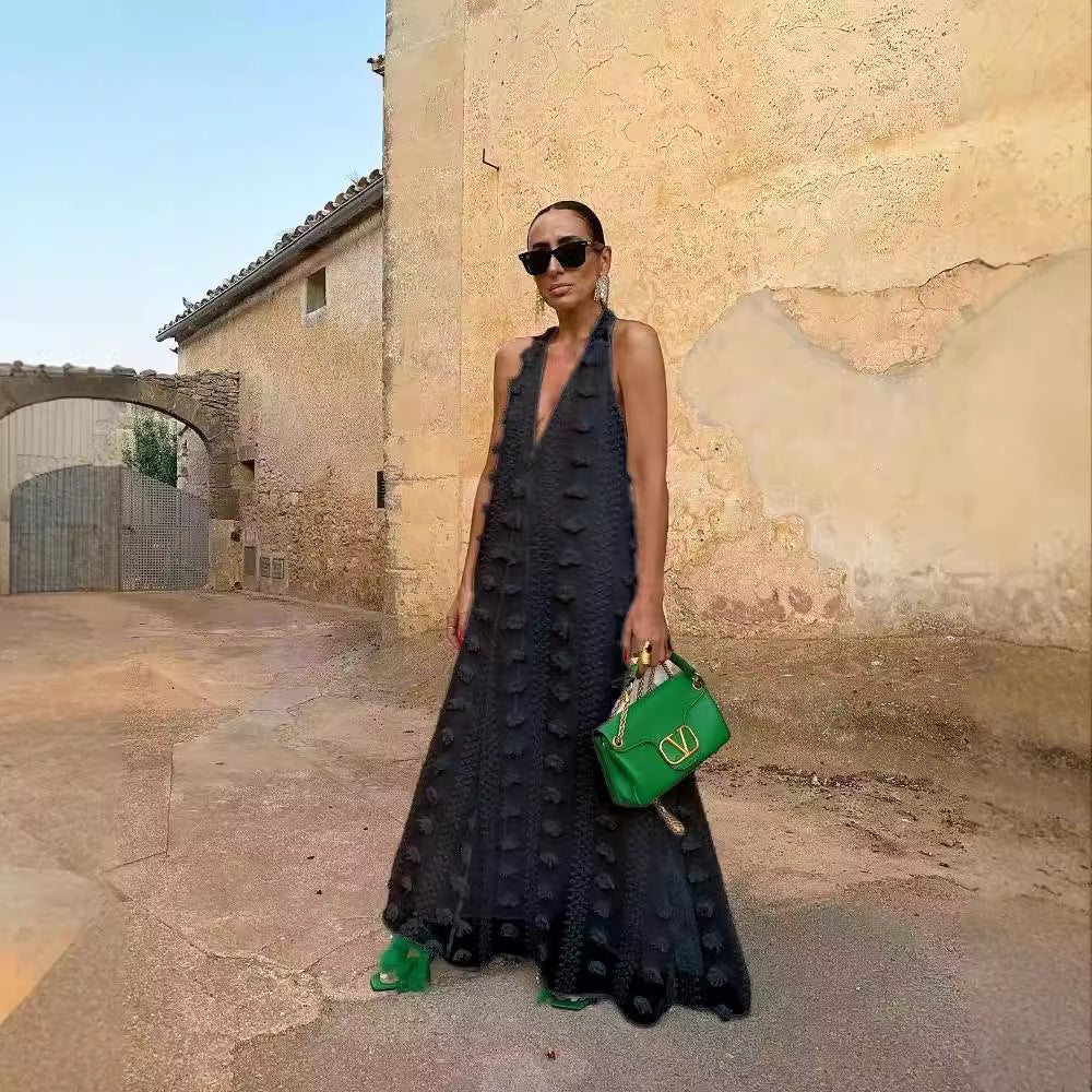 Damen Maxikleid mit volumetrischen Texturdetails und tiefem V-Ausschnitt Drune