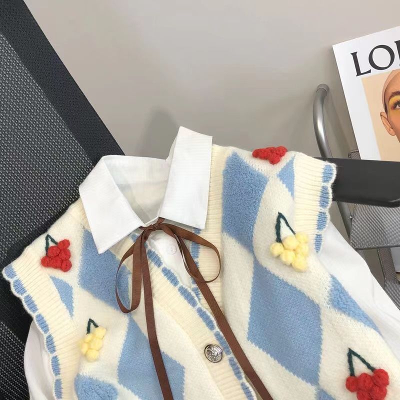Damen Strickweste mit bunten Applikationen Drune