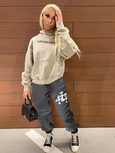 Damen lässiges Hoodie und Jogginghose Set mit modernem Schriftzug Drune