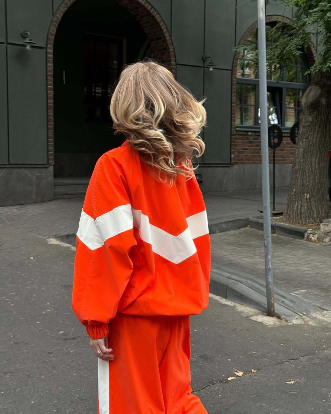 Damen sportlicher Windbreaker mit elastischen Bündchen und reflektierenden Details Drune