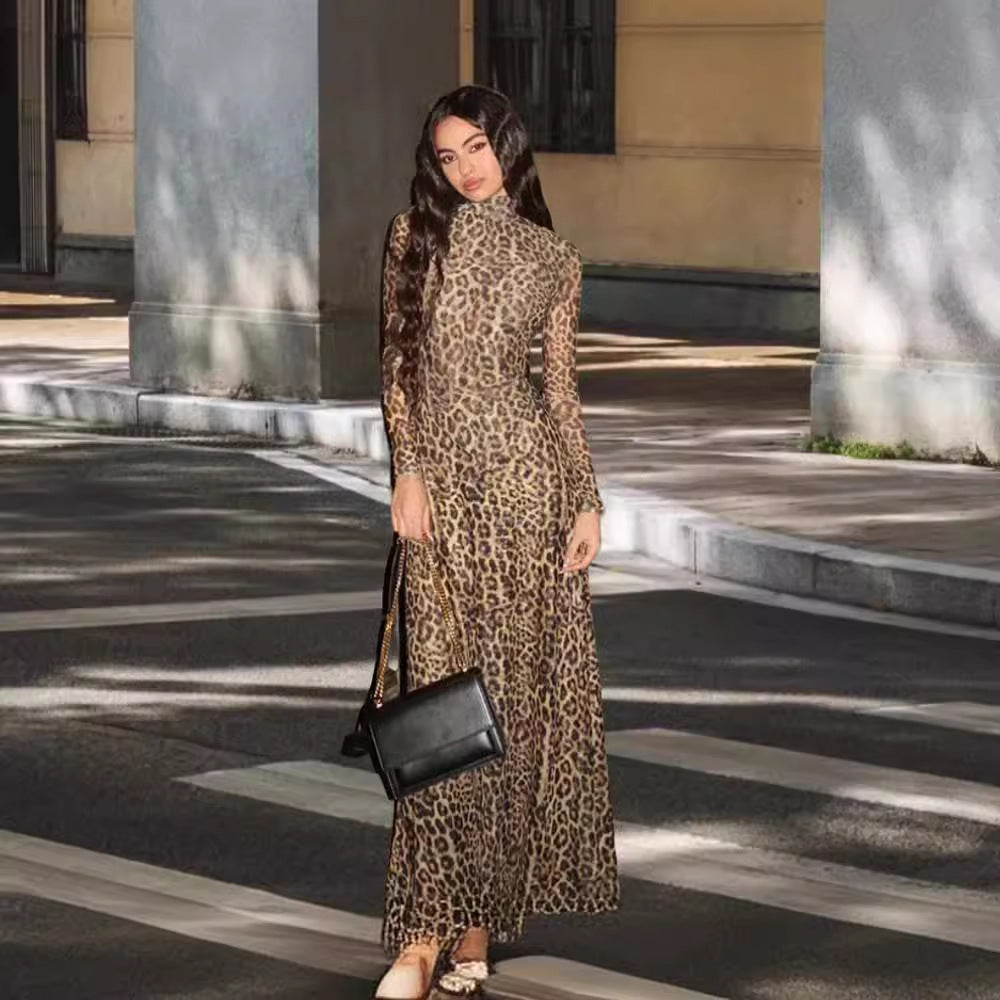 Damen Maxi-Kleid aus leichtem Stoff mit Leopardenmuster und hoher Passform Drune