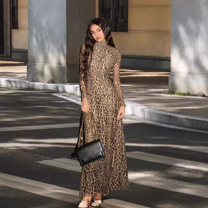 Damen Maxi-Kleid aus leichtem Stoff mit Leopardenmuster und hoher Passform Drune