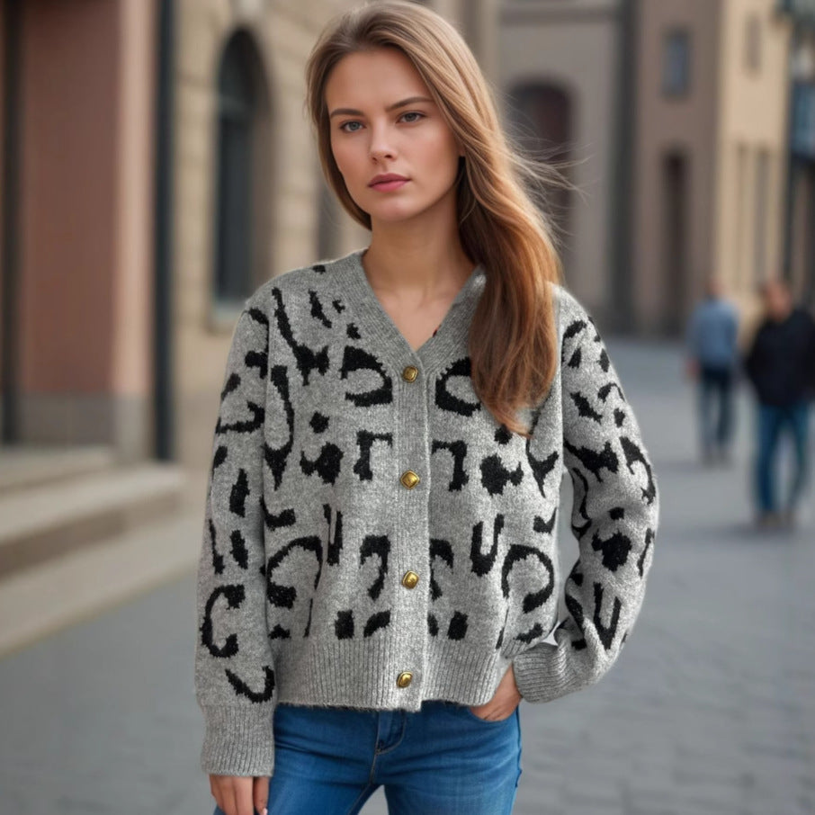 Damen Strickjacke im modernen Leopardenmuster mit Knopfdetails Drune