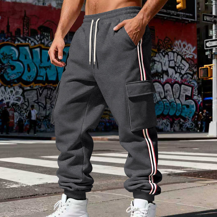 Herren nan Cargojogginghose mit Kordelzug, seitlichen Cargotaschen und elastischen Bündchen Drune