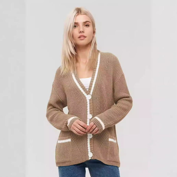 Damen Grobstrickjacke mit praktischen Pattentaschen und kontrastierenden Details Drune