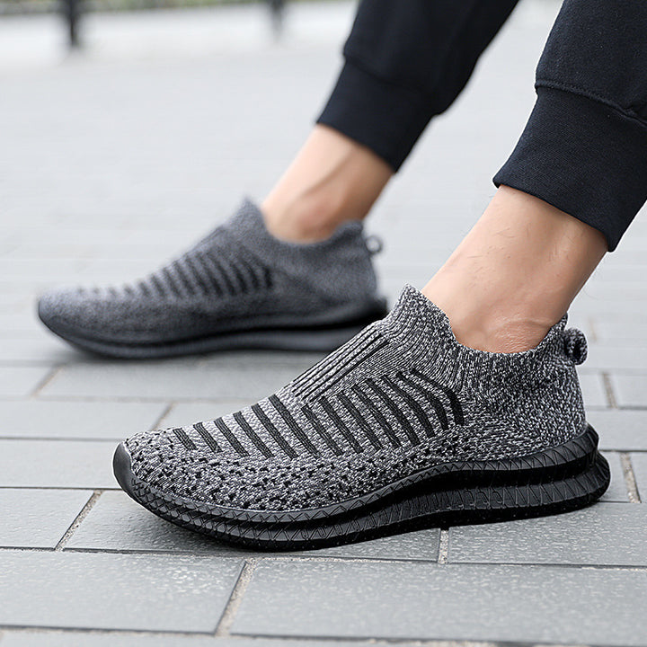 Unisex nan Slip-on Stricktrainer mit formstabilem Sockenschaft, reaktionsfreudiger Leichtsohle und rutschfester Profilkante Drune