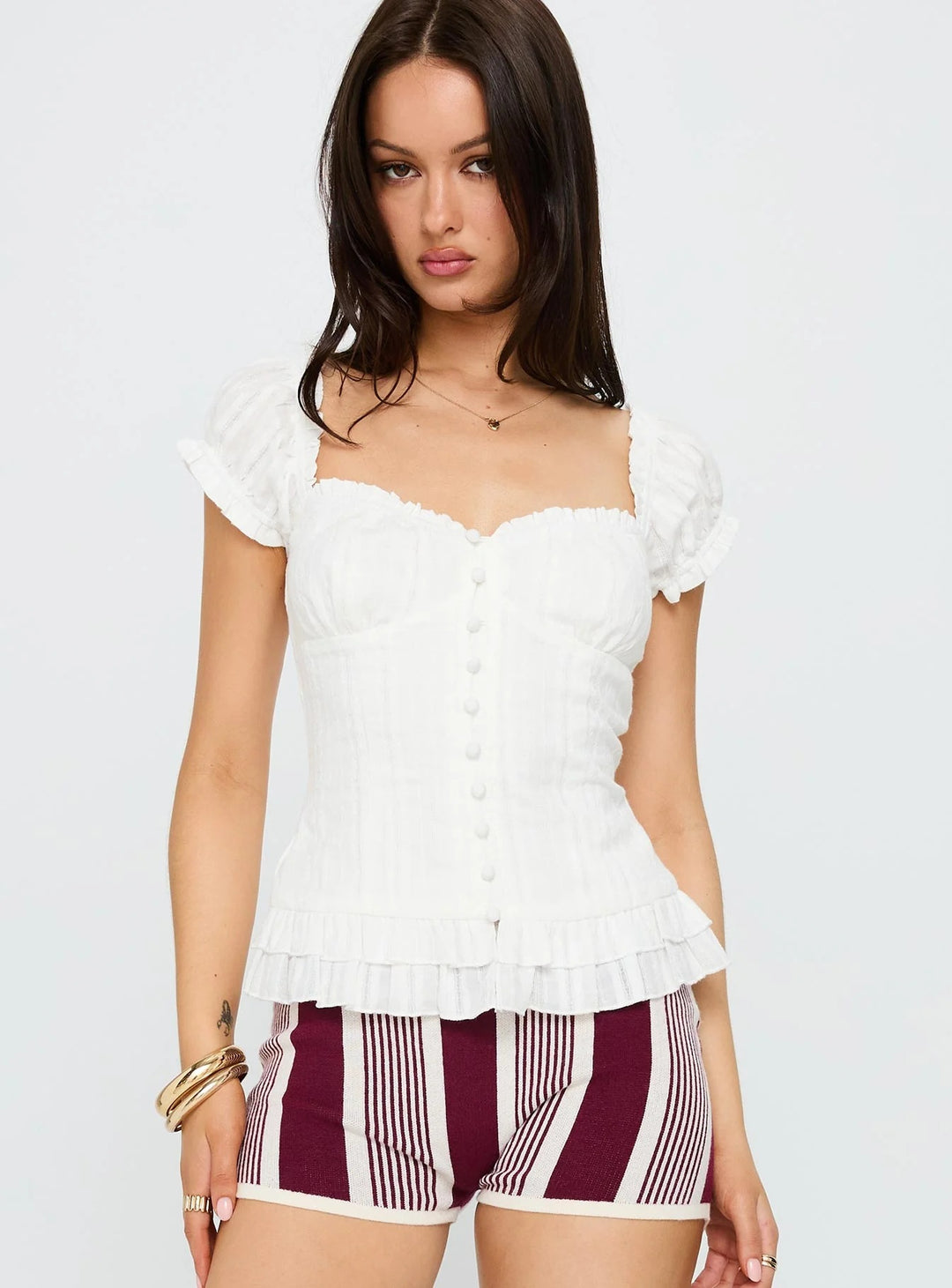 Damen Raffinierte Camisole mit Rüschendetails und durchgehender Knopfleiste Drune