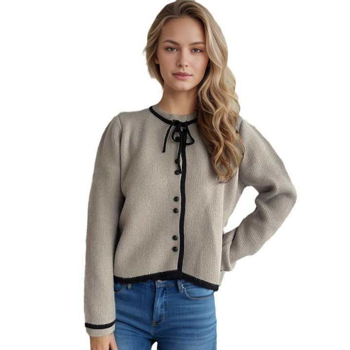 Damen kuschelige Strickjacke mit dekorativen Knopfdetails und Bindeverschluss Drune