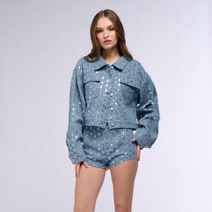 Damen Crop-Jeanjacke mit funkelndem Sternmuster und passender Short Drune