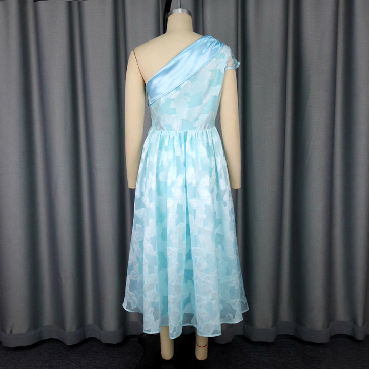 Damen Cocktailkleid mit asymmetrischem Design und floralen Akzenten Drune