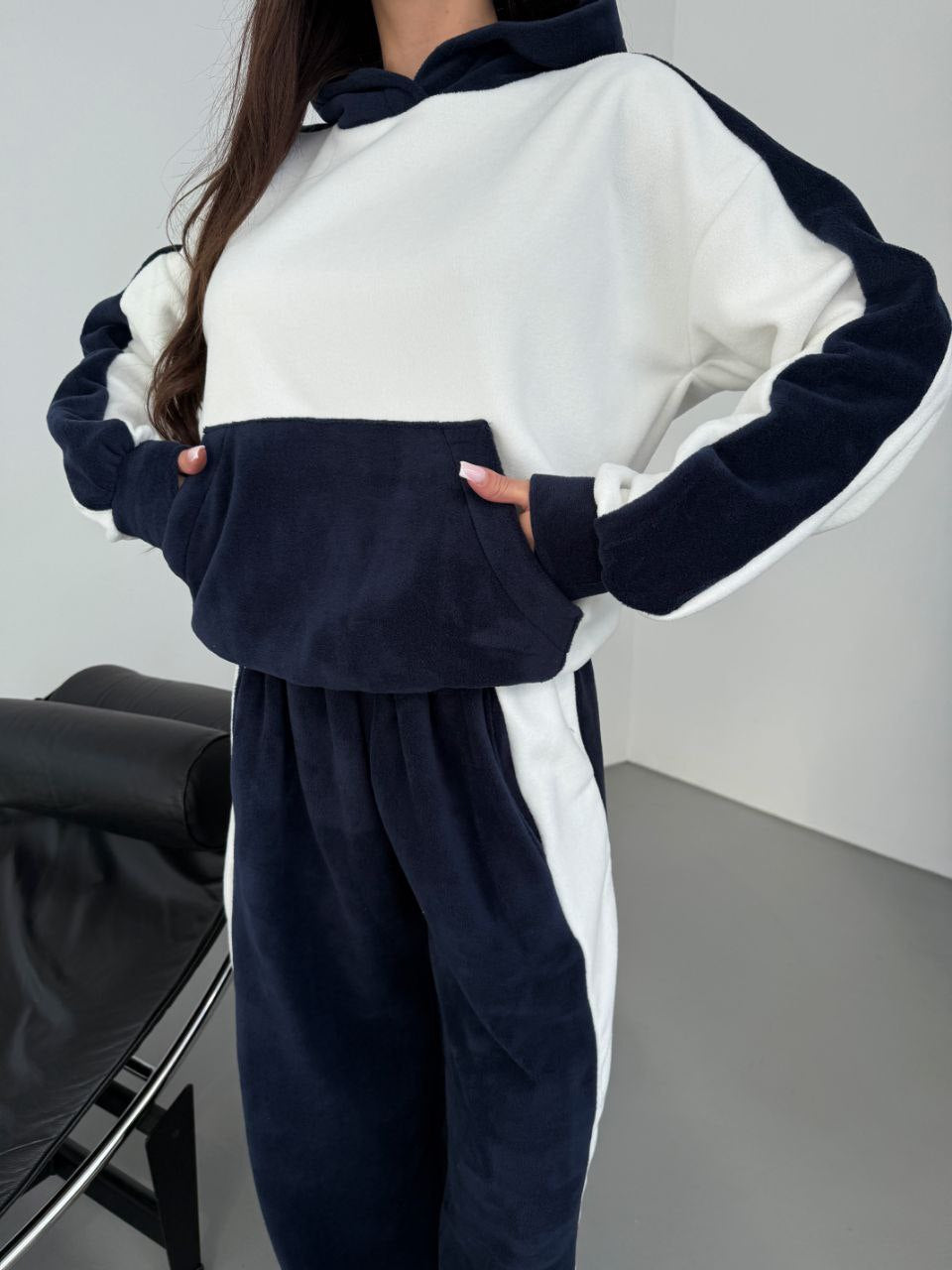 Damen gemütliches Fleece-Casual-Set mit farblich abgesetzten Details Drune