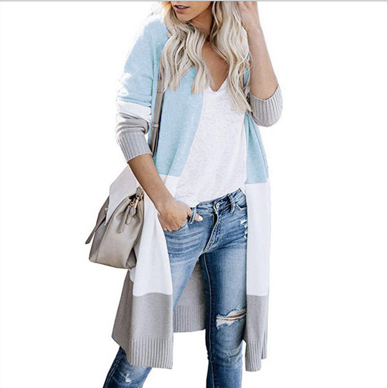 Damen modischer Strickmantel mit farblich abgesetzten Details Drune