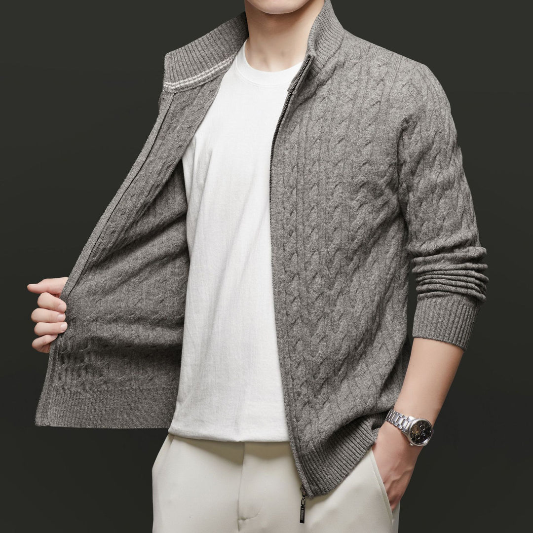 Herren Strickjacke mit modernem Zopfdesign Drune