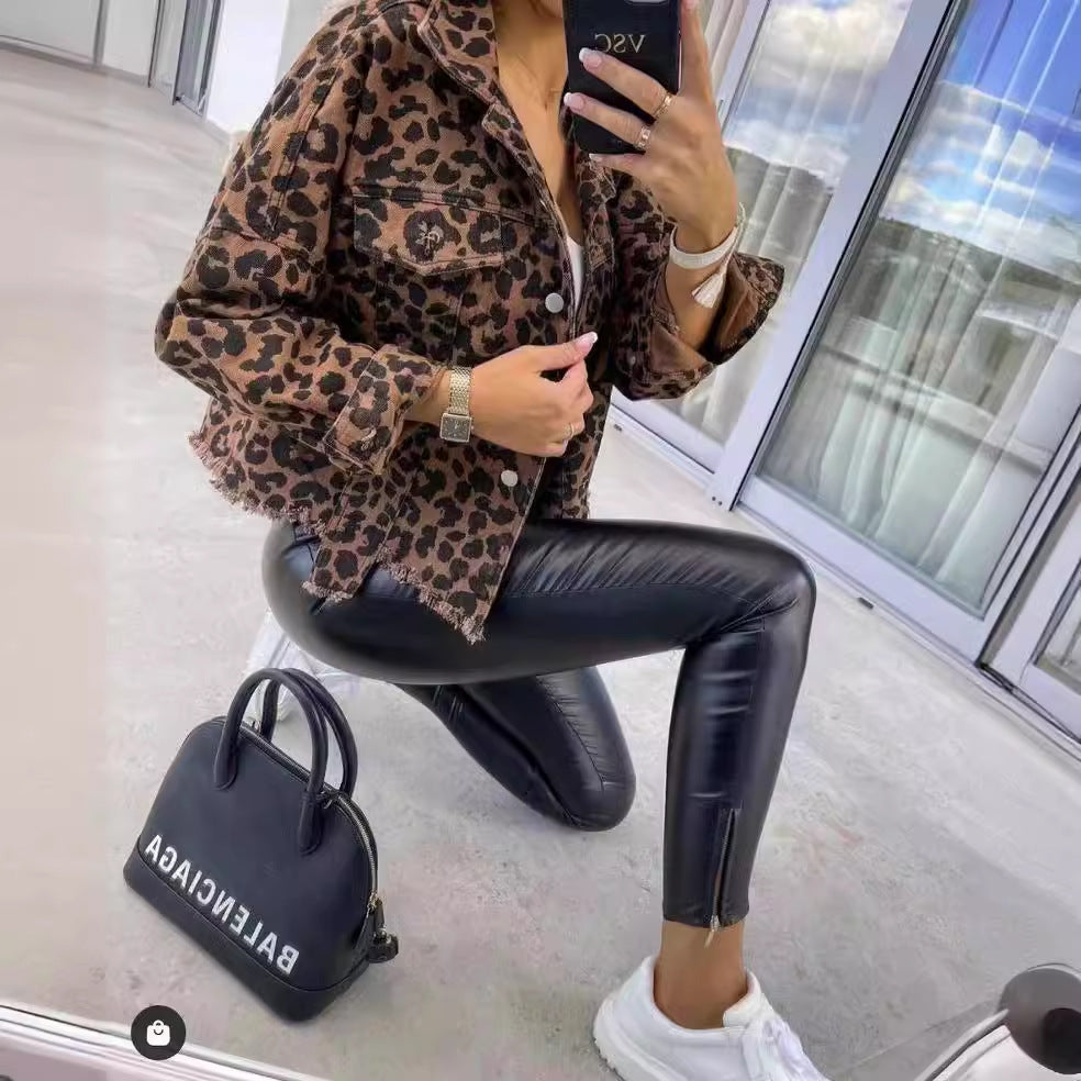Damen Jeansjacke im angesagten Leo-Print mit lässigem Schnitt Drune