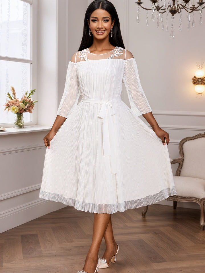 Damen festliches Faltenkleid mit Spitzenakzenten Drune